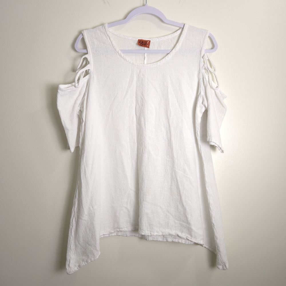Oh My Gauze! Minimalist lagenlook Cold Shoulder Flowy‎ White Top 2 L/XL